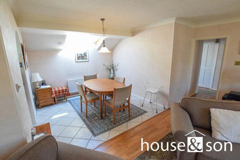 3 bedroom apartment for sale, West Cliff Mews, St. Michaels Road, West Cliff, Bournemouth, BH2