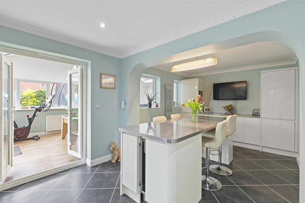 Dining Kitchen