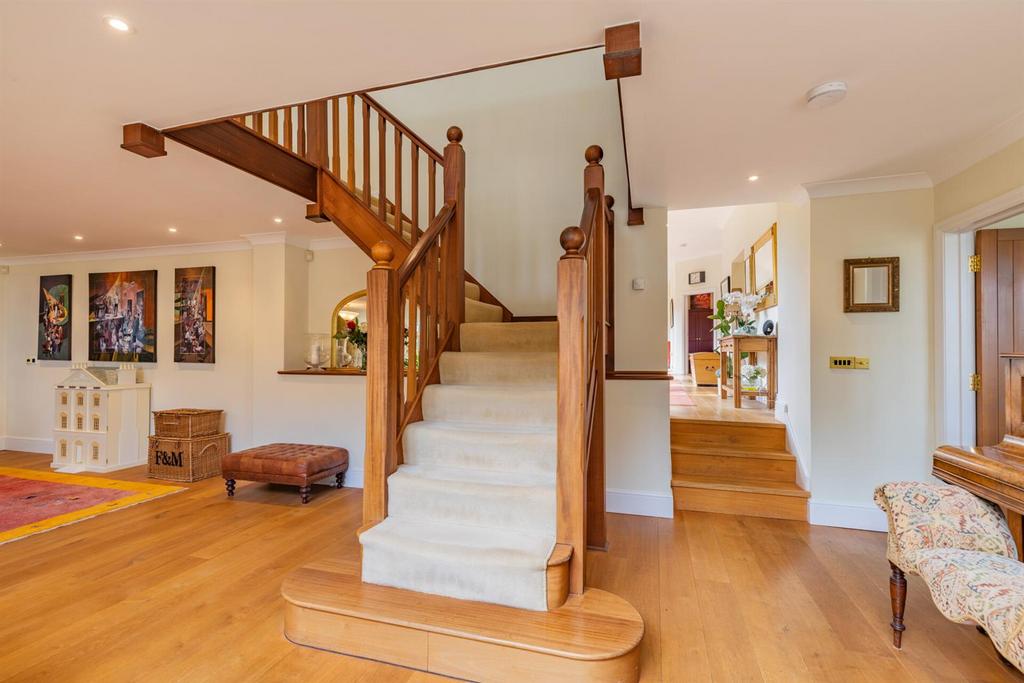 8643048-interior13.jpg