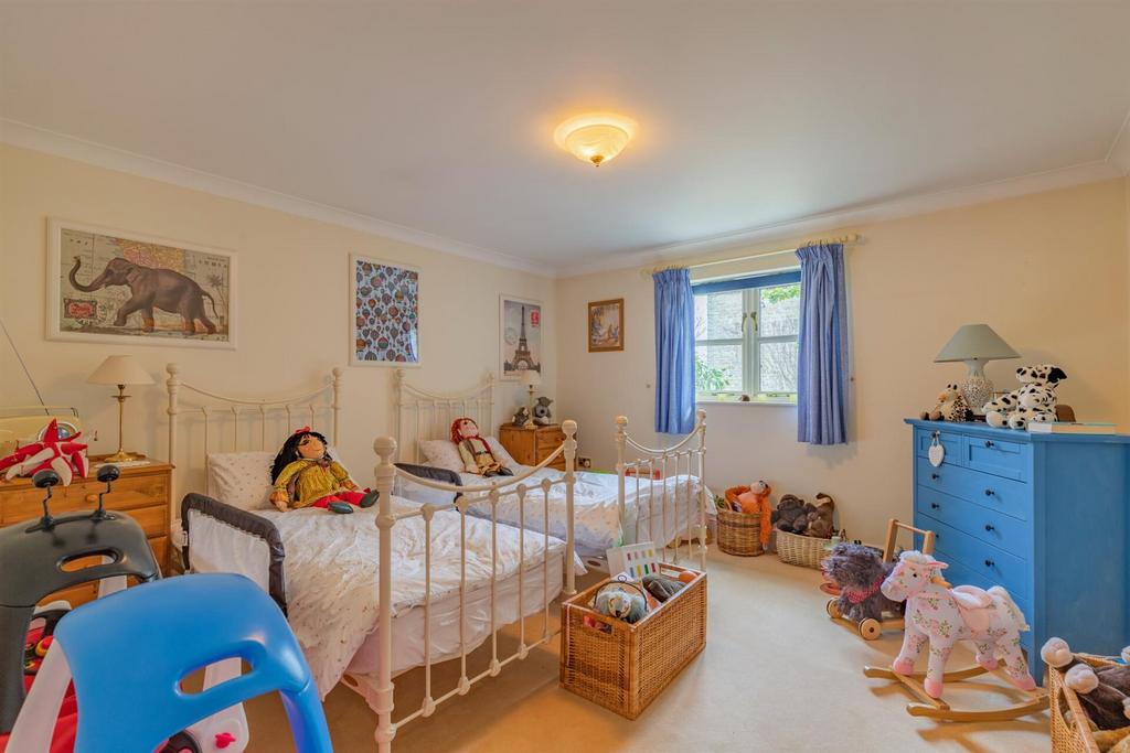 8643048-interior19.jpg