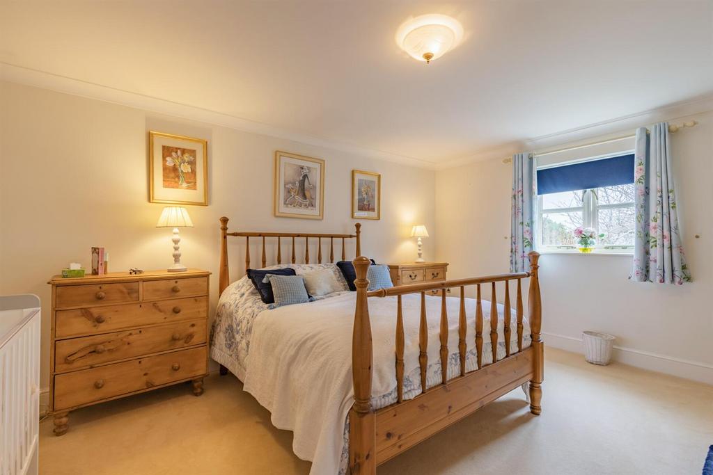 8643048-interior22.jpg