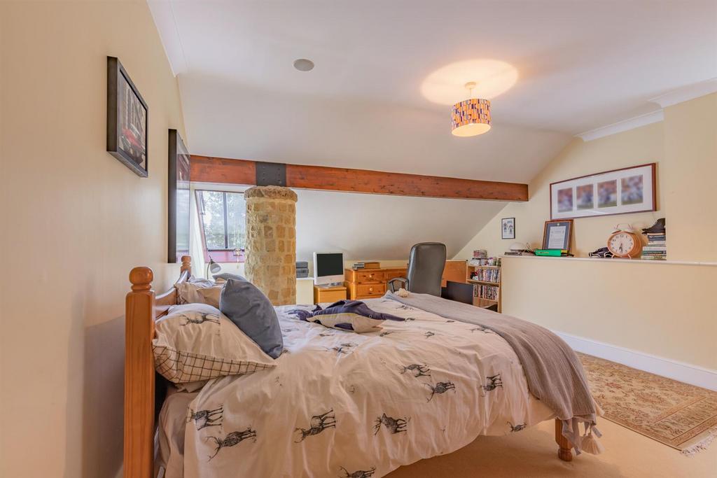 8643048-interior36.jpg