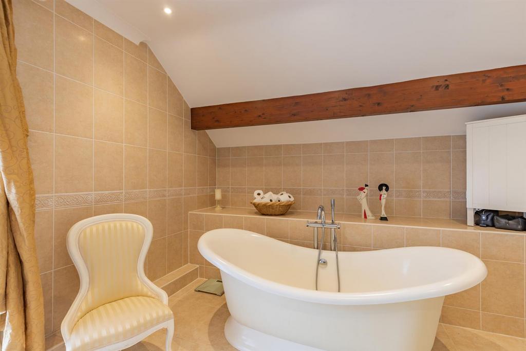 8643048-interior29.jpg