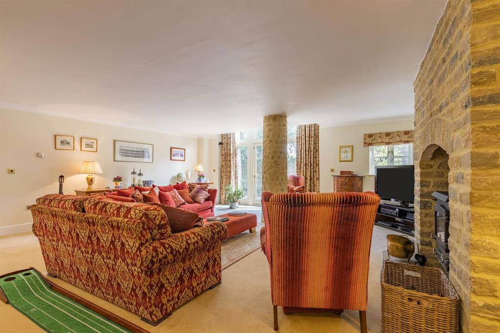 8643048-interior10 - Copy.jpg