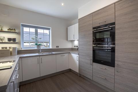 5 bedroom detached house to rent, West Craigbank Crescent, Cults, Aberdeen