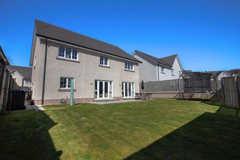 5 bedroom detached house to rent, West Craigbank Crescent, Cults, Aberdeen