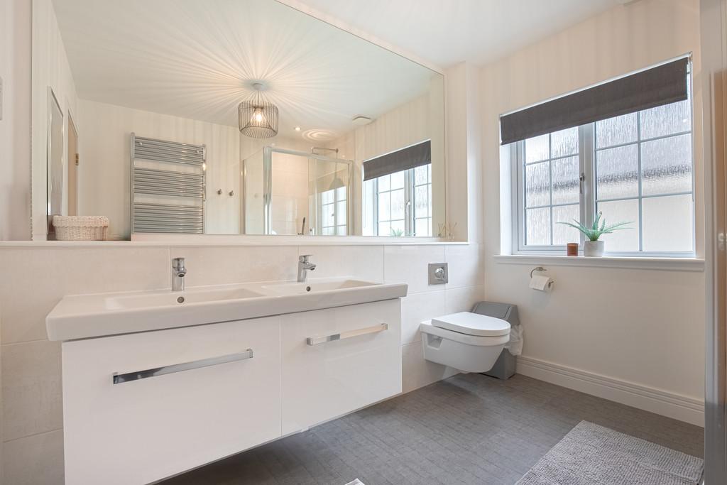 Master Bedroom Ensuite