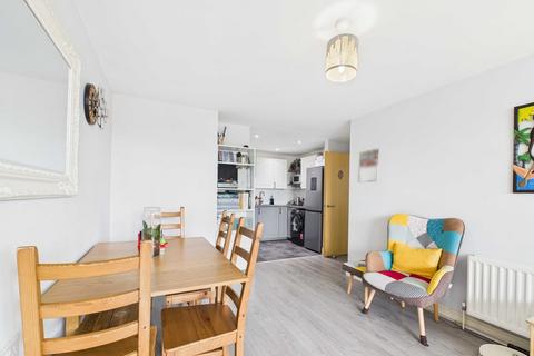 2 bedroom apartment for sale, Laurel Apartments, Bermondsey