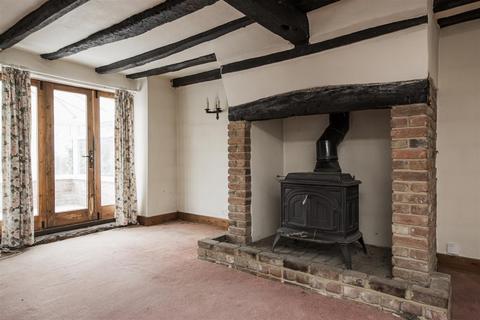 4 bedroom barn conversion for sale, Lower Road, Maidstone ME15