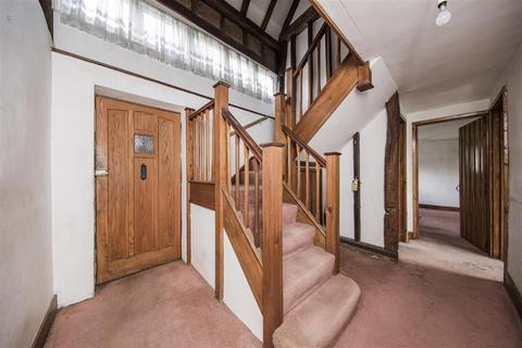 4 bedroom barn conversion for sale, Lower Road, Maidstone ME15