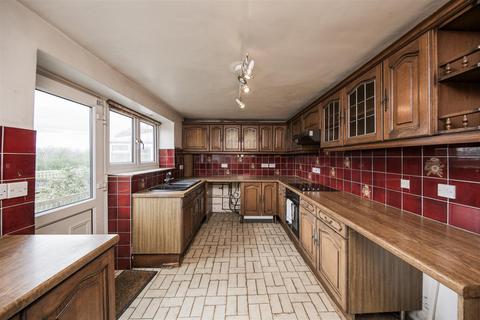 4 bedroom barn conversion for sale, Lower Road, Maidstone ME15