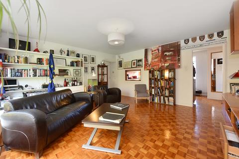 8 Skipworth Road, London, E9 7JH