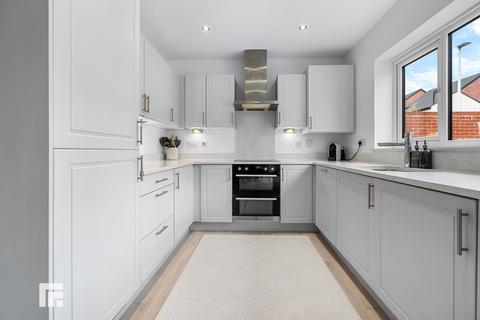 4 bedroom detached house for sale, Clos Rhys Meurug, Capel Llanilltern, Cardiff