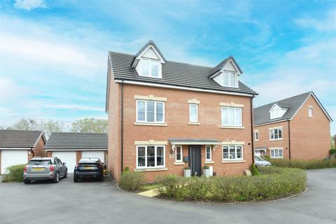 30 Hutton Close, Hilperton, Trowbridge, BA14 7WW