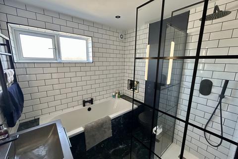 22 Chartwell Close, Waltham Abbey, EN9 3EP