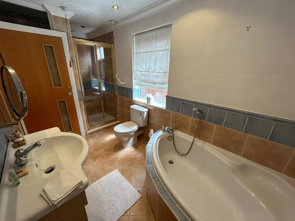 Bathroom 2