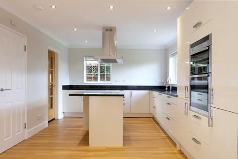 5 bedroom detached house for sale, Southcote Way, Penn, Buckinghamshire, HP10