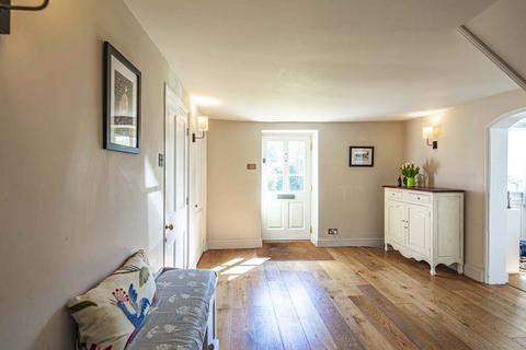 1 Duchess Close, Whitchurch On Thames, Reading, RG8 7EN