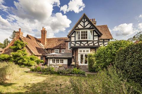 1 Duchess Close, Whitchurch On Thames, Reading, RG8 7EN