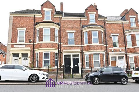2 bedroom ground floor flat to rent, Condercum Road, Benwell NE4
