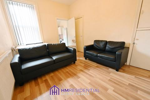 2 bedroom ground floor flat to rent, Condercum Road, Benwell NE4