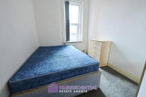 2 bedroom ground floor flat to rent, Condercum Road, Benwell NE4