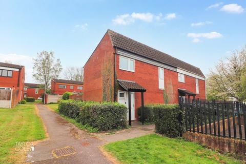 16 Calder, Wilnecote, Tamworth, B77 4BS