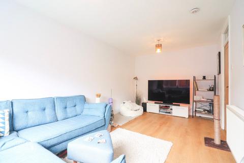 16 Calder, Wilnecote, Tamworth, B77 4BS