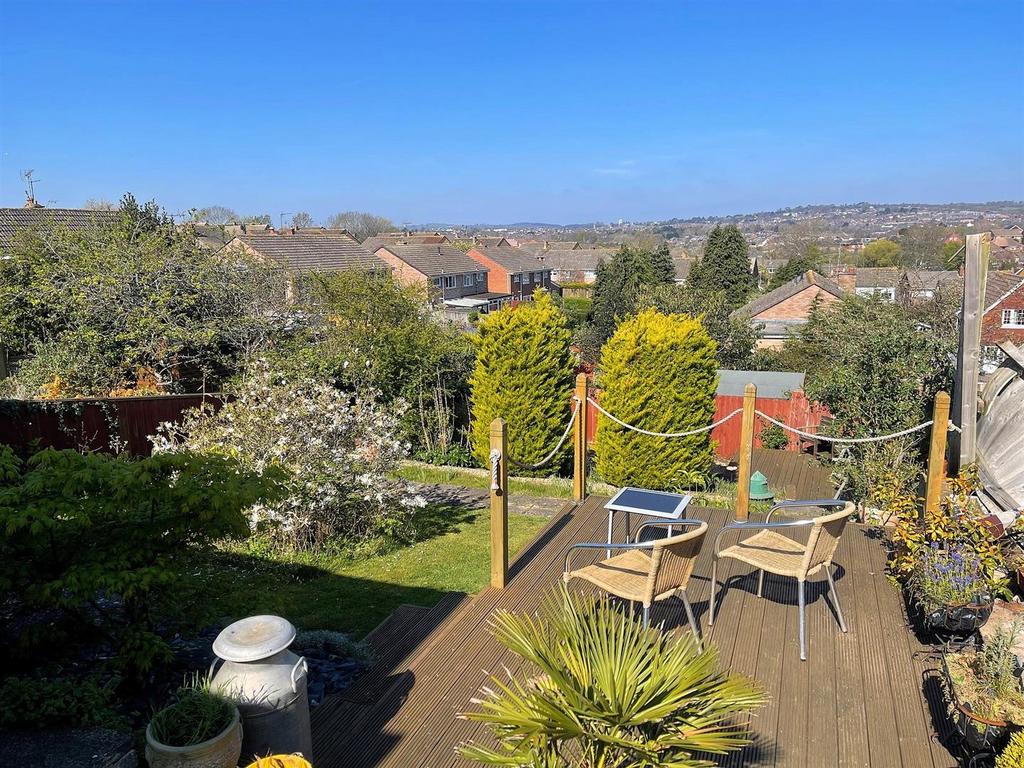Garden &amp; Views