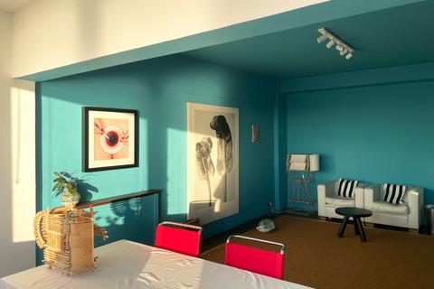1 bedroom flat for sale, Marine Court, St Leonards On Sea, East Sussex, TN38