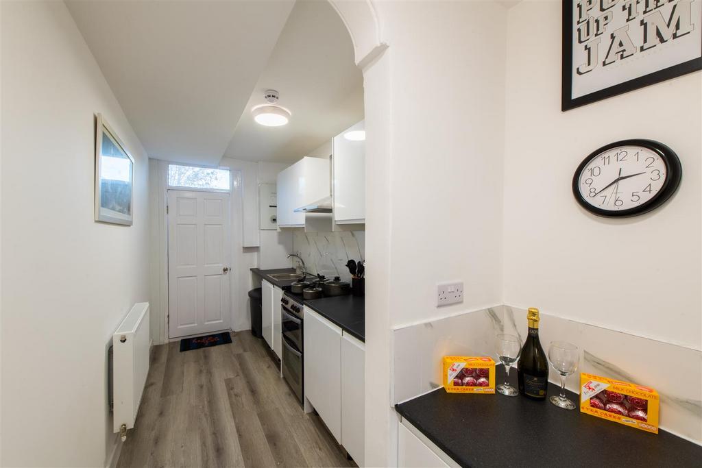 61kingsleyave2.JPG