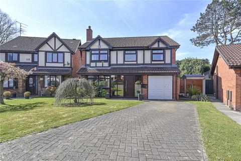 4 bedroom detached house for sale, The Green, Rochdale OL11