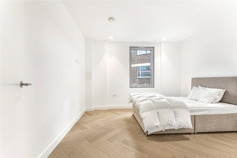 3 bedroom duplex to rent, Mapple Path, London, E5