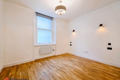 undefined, Gray&#39;s Inn Road, London WC1X