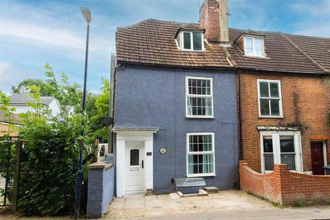 Studio to rent, Union Street, Maidstone ME15