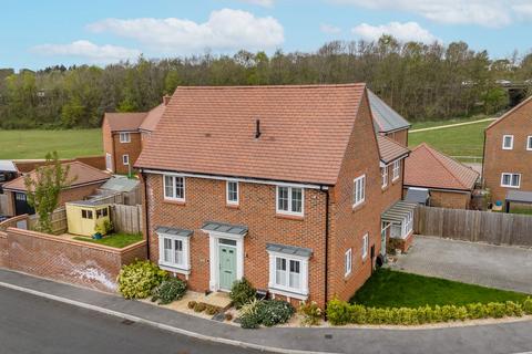 3 bedroom semi-detached house for sale, Hazel Way, Whitchurch, RG28 7FY