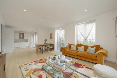 1 bedroom flat to rent, Inglis Way, London NW7