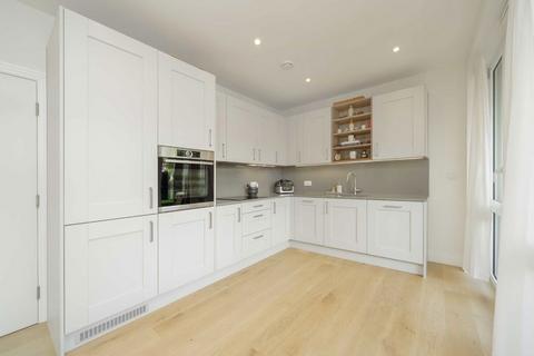 1 bedroom flat to rent, Inglis Way, London NW7