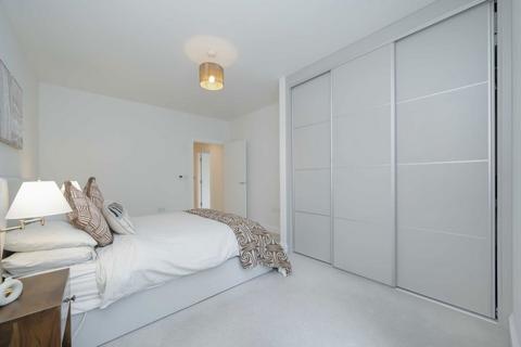 1 bedroom flat to rent, Inglis Way, London NW7