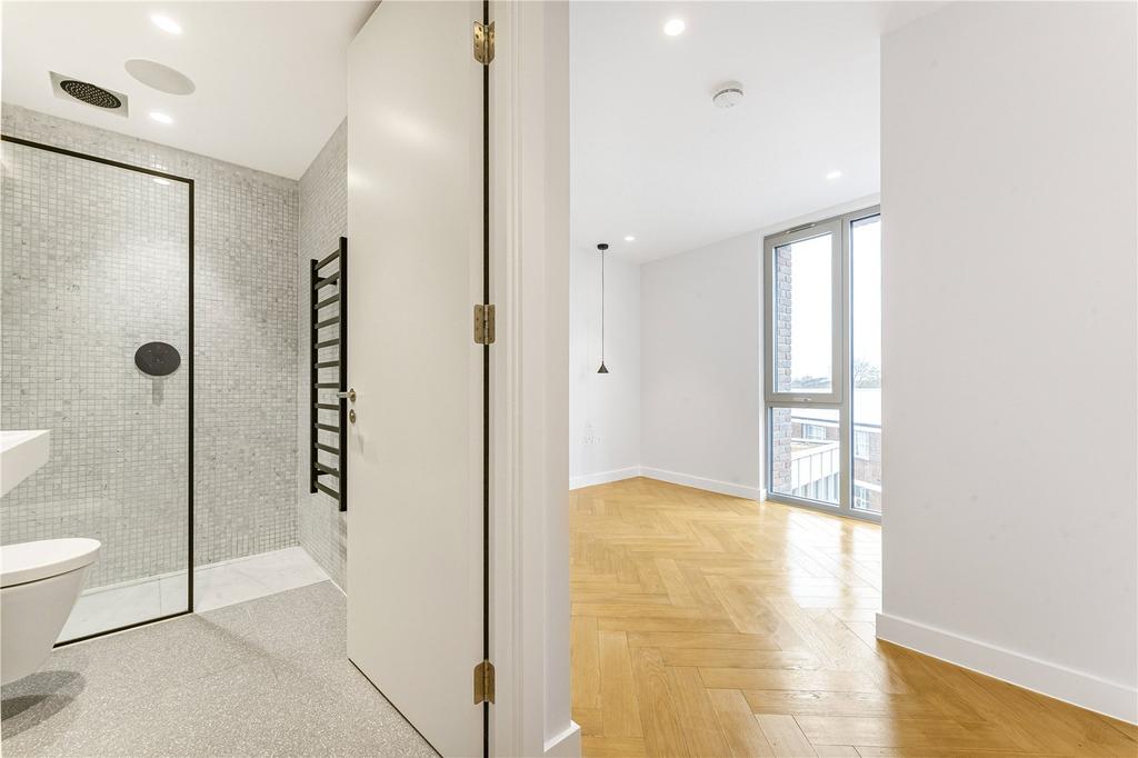 Ensuite