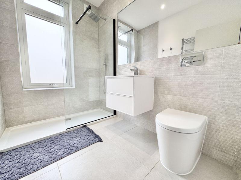 Family shower room