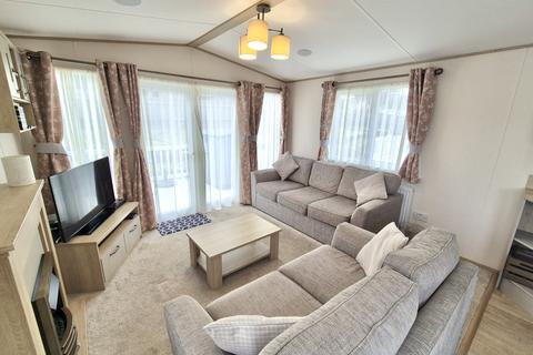 2 bedroom lodge for sale, NEWQUAY TR8