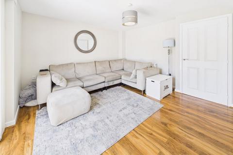 10 Fleetwith Close, Middleton, Manchester, M24 5TB
