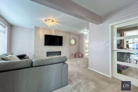 3 bedroom semi-detached house for sale, Bankside Crescent, Streetly, Sutton Coldfield, B74 2HZ
