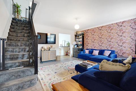 35 Low Meadow, Halling, Rochester, ME2 1LX