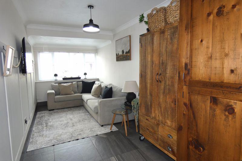 Kitchen/ lounge