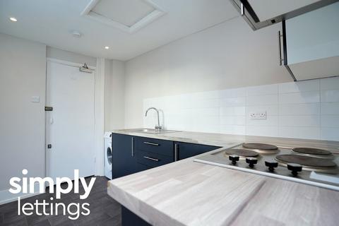 Studio to rent, Montpelier Street, Brighton