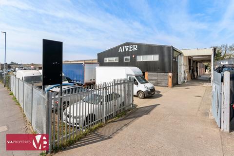 Warehouse for sale, Pindar Road, Hoddesdon EN11