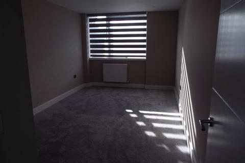 1 bedroom apartment to rent, Fishponds Road, Wokingham