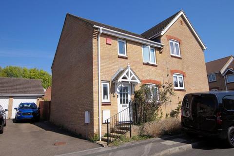 Caer Peris View, Fareham PO16
